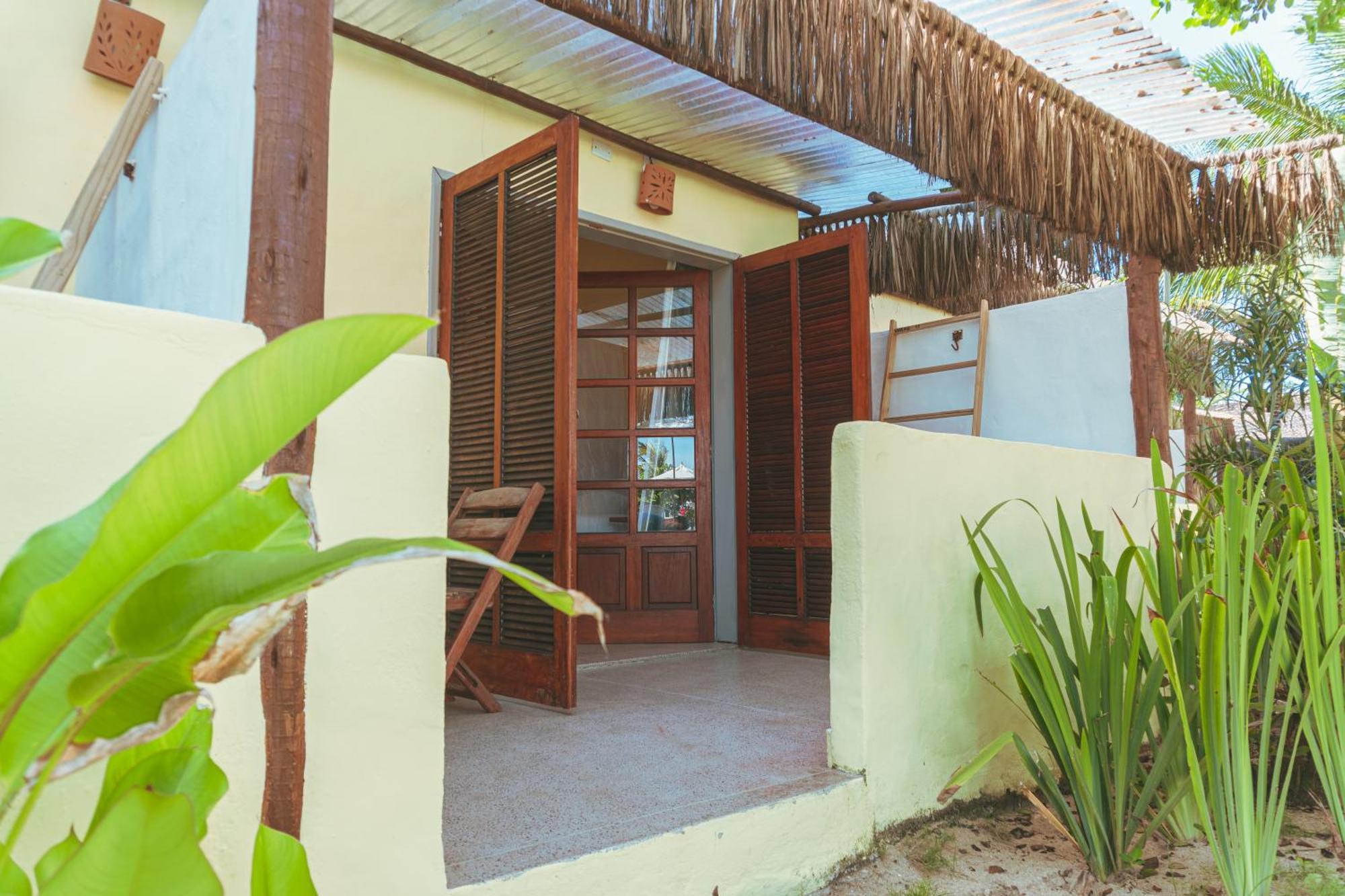 Travel Inn Pousadas & Beach Club Транкозу Экстерьер фото